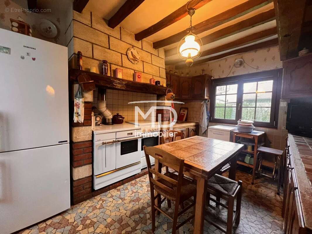 Maison à LES VENTES