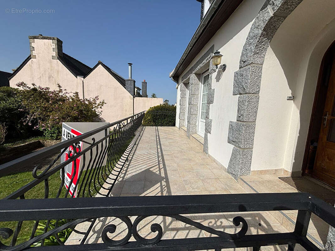 Maison à PLOUGONVEN