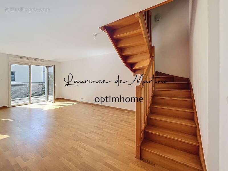 Appartement à NANTERRE