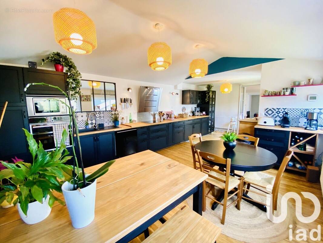 Photo 1 - Maison à CINQ-MARS-LA-PILE