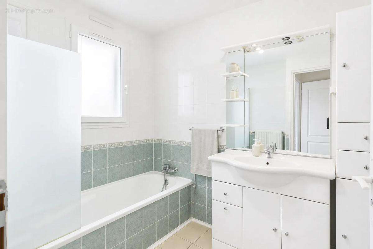 Appartement à SAINT-APOLLINAIRE