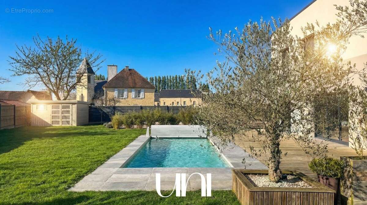 Maison à BRETTEVILLE-L'ORGUEILLEUSE