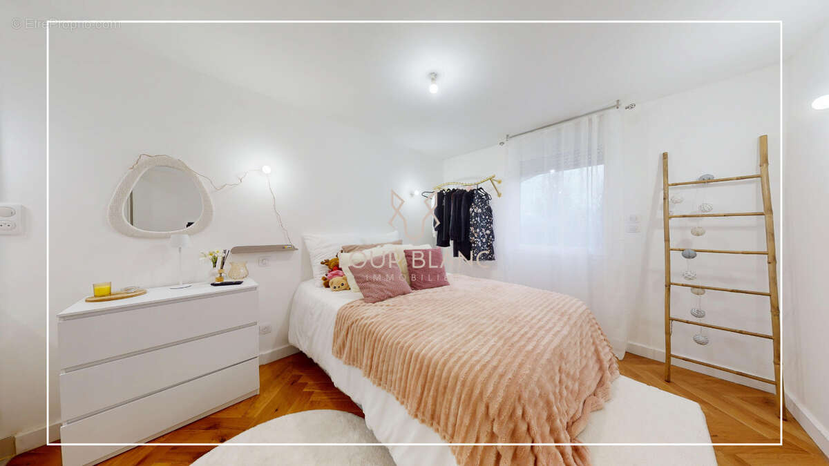 Appartement à SAINTE-SUZANNE