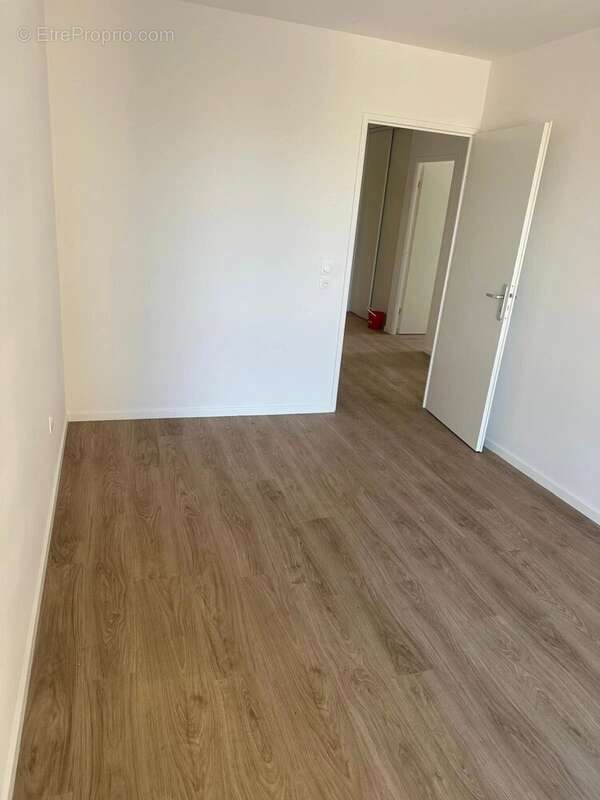 Appartement à AUBERVILLIERS