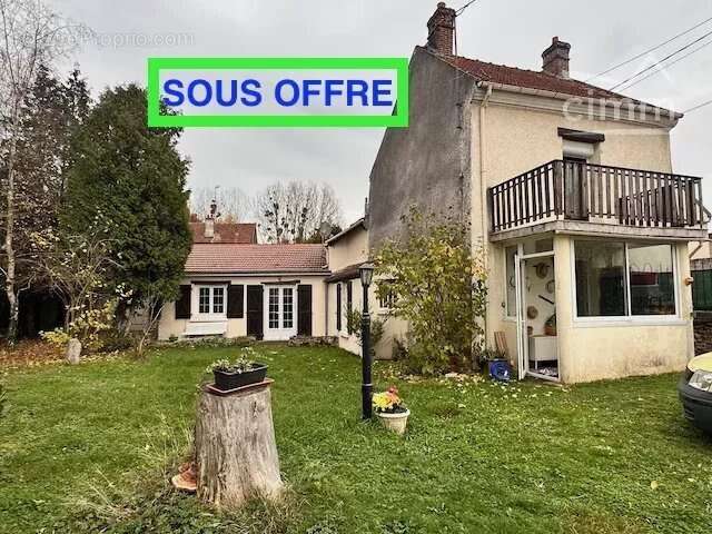 Maison à CONGIS-SUR-THEROUANNE
