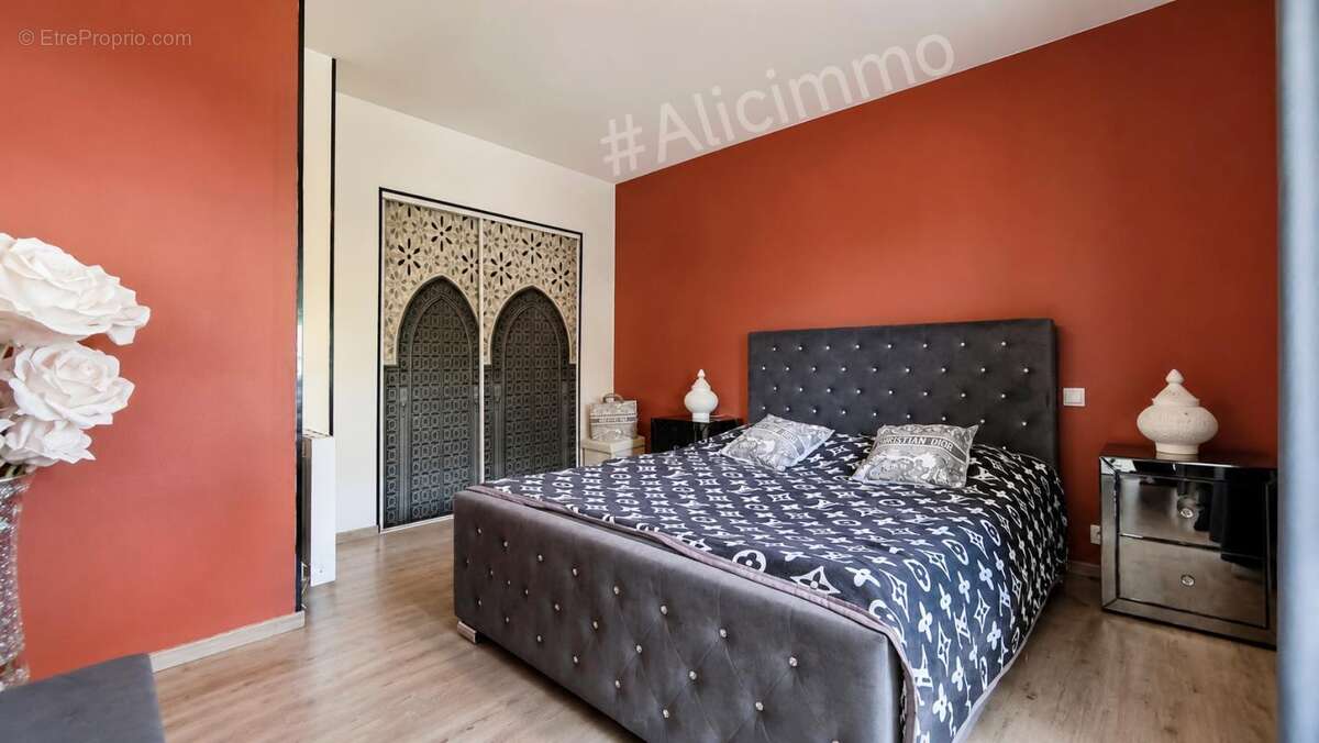 Maison Sezanne 5 pièce(s) 108 m2 - photo 12