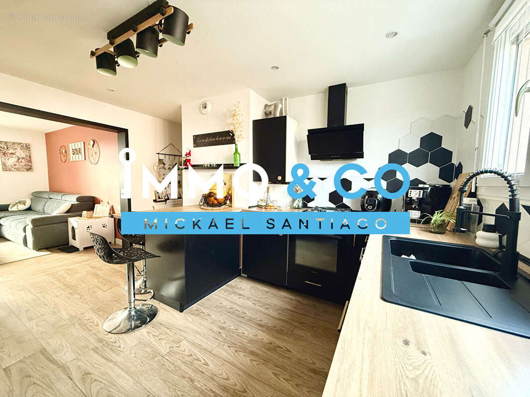 Appartement à BOURG-LES-VALENCE