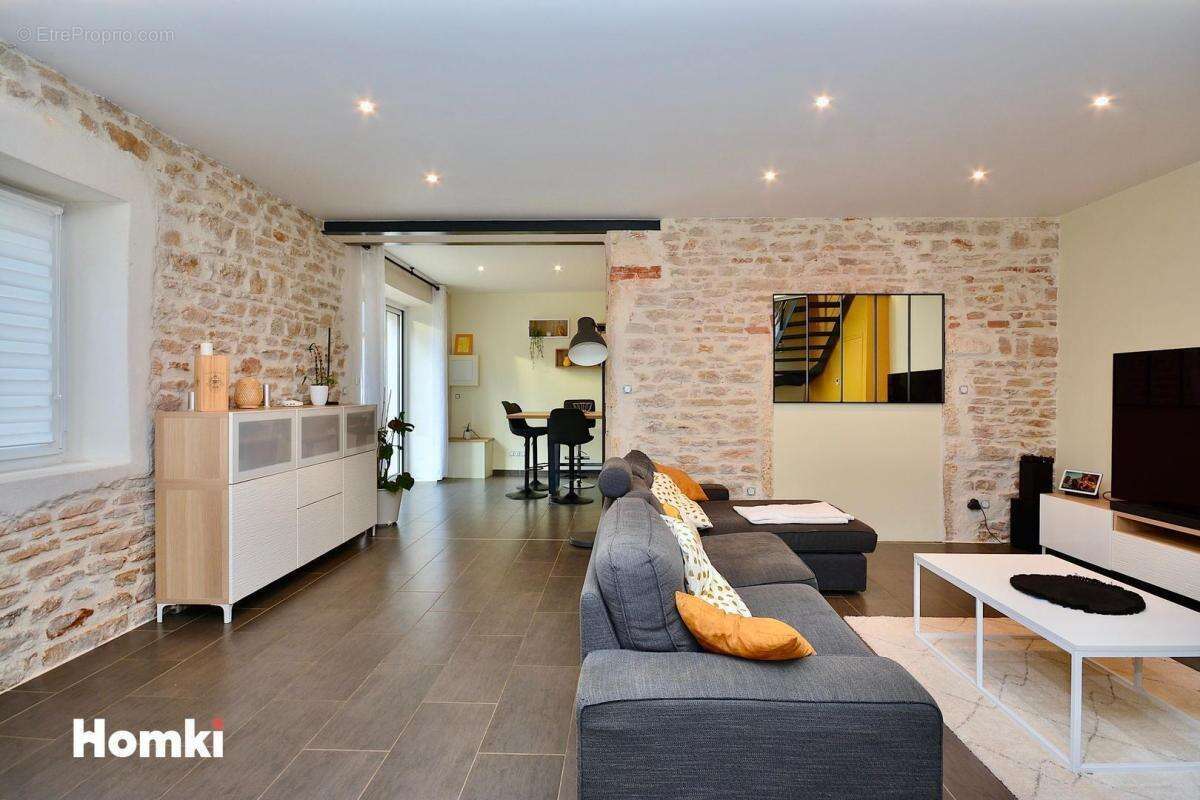 Maison à VILLEFRANCHE-SUR-SAONE