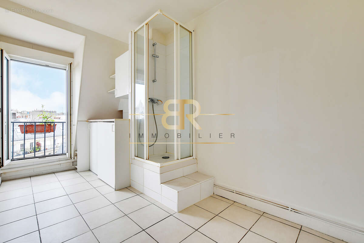 Appartement à PARIS-9E
