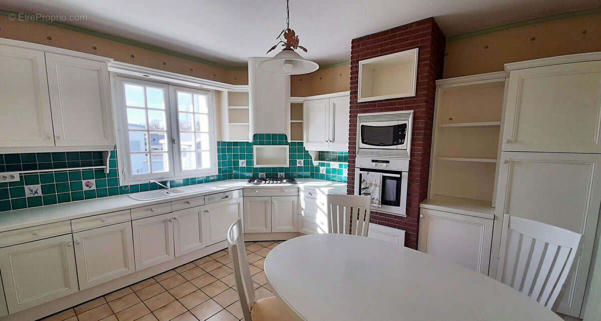 Maison à PLONEOUR-LANVERN