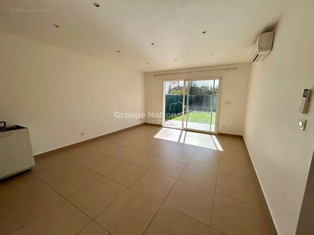 Appartement à SALON-DE-PROVENCE