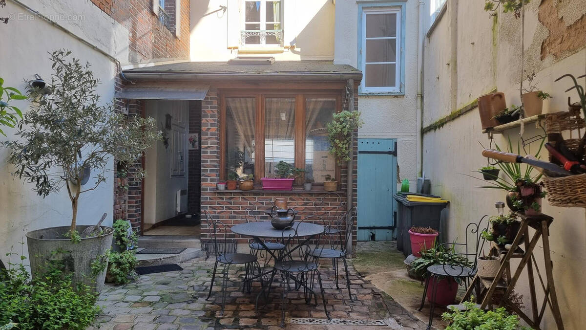 Maison à ILLIERS-COMBRAY