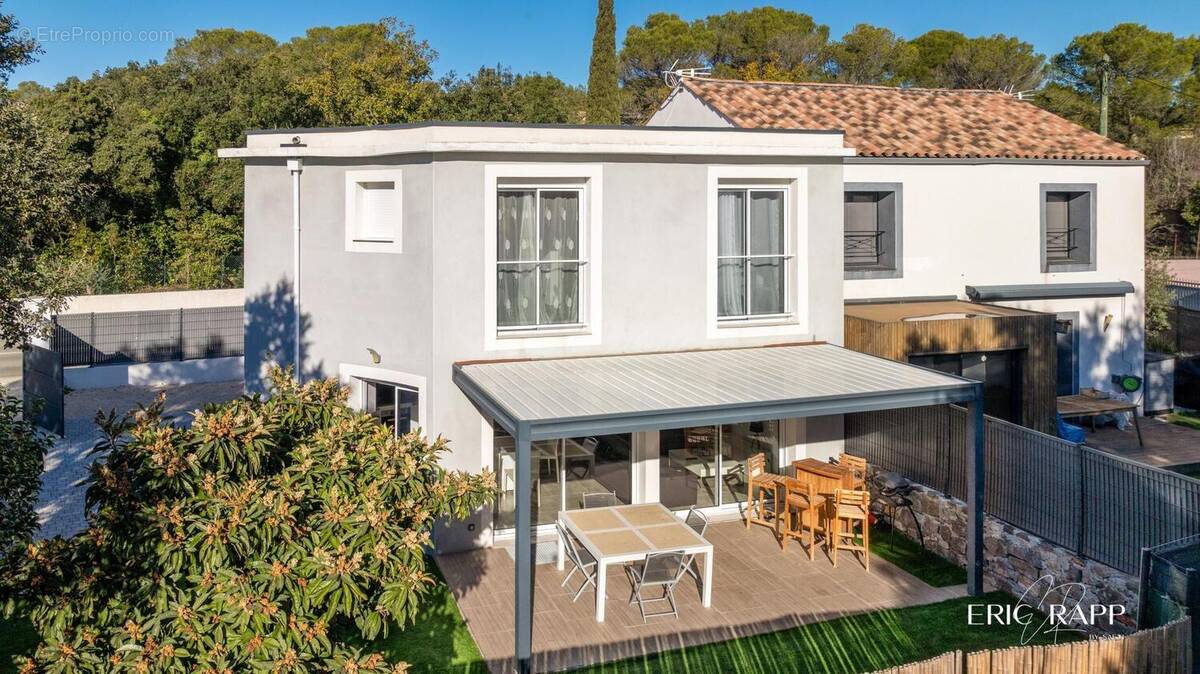 Photo 1 - Maison à SAINT-RAPHAEL