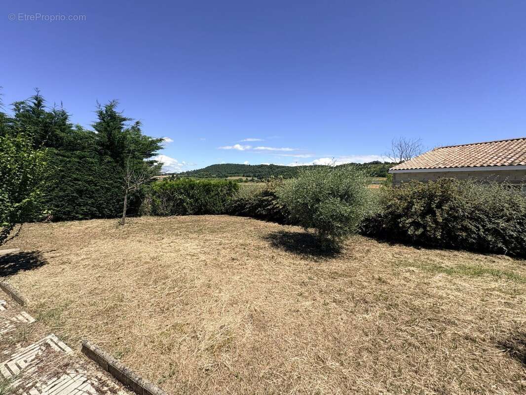 Maison 90 m² à Saint-Donat-Sur-L'herbasse  - photo 9