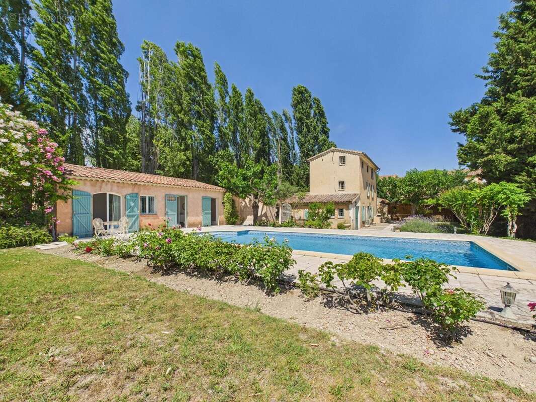 Maison à LORGUES