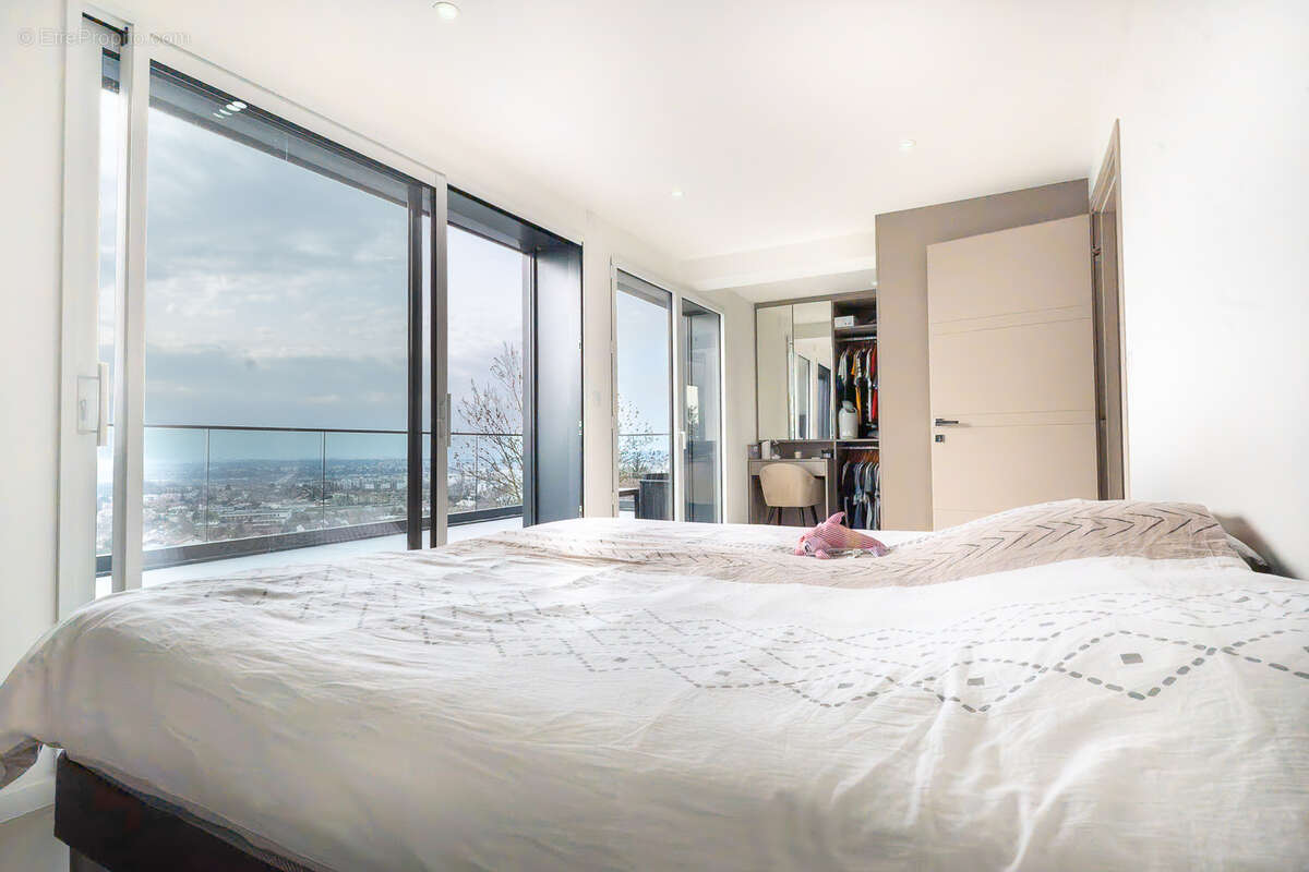 Maison à VETRAZ-MONTHOUX