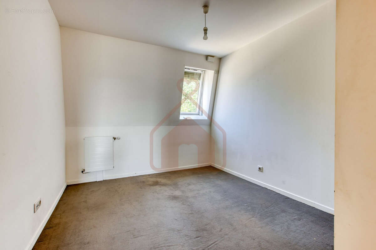 Appartement à LE KREMLIN-BICETRE