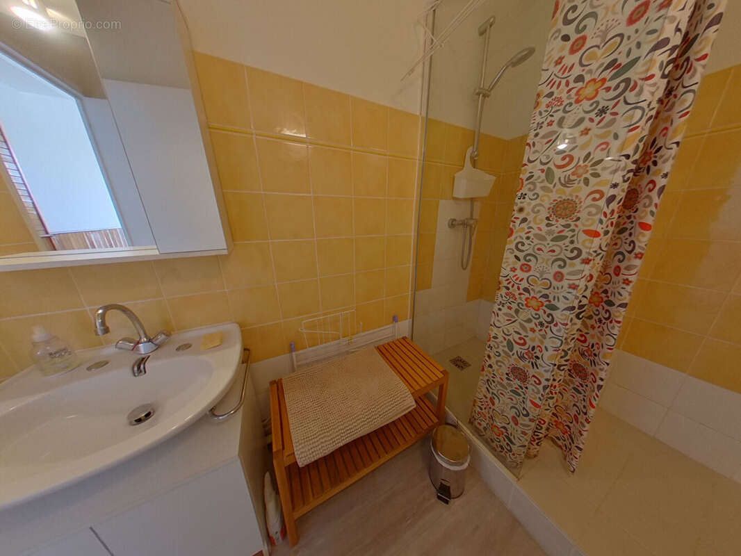 Appartement à SAINT-PONS