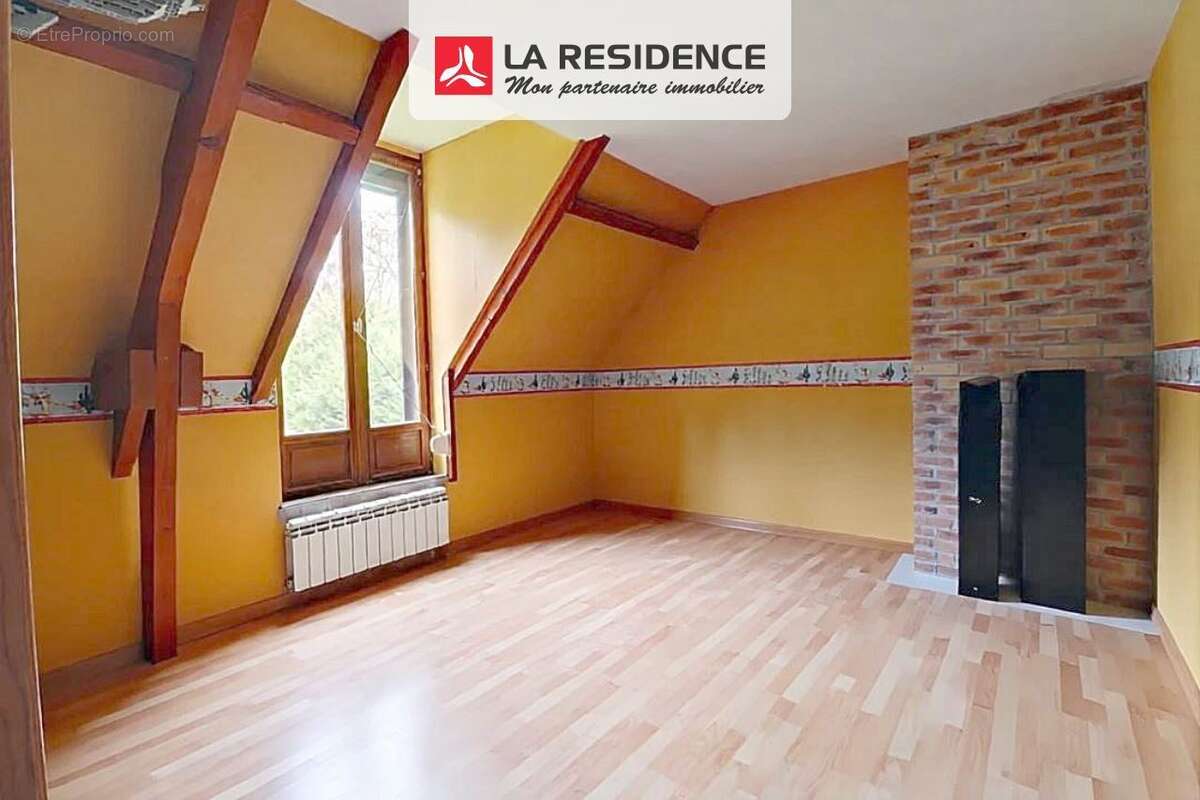 Maison à L&#039;ETANG-LA-VILLE