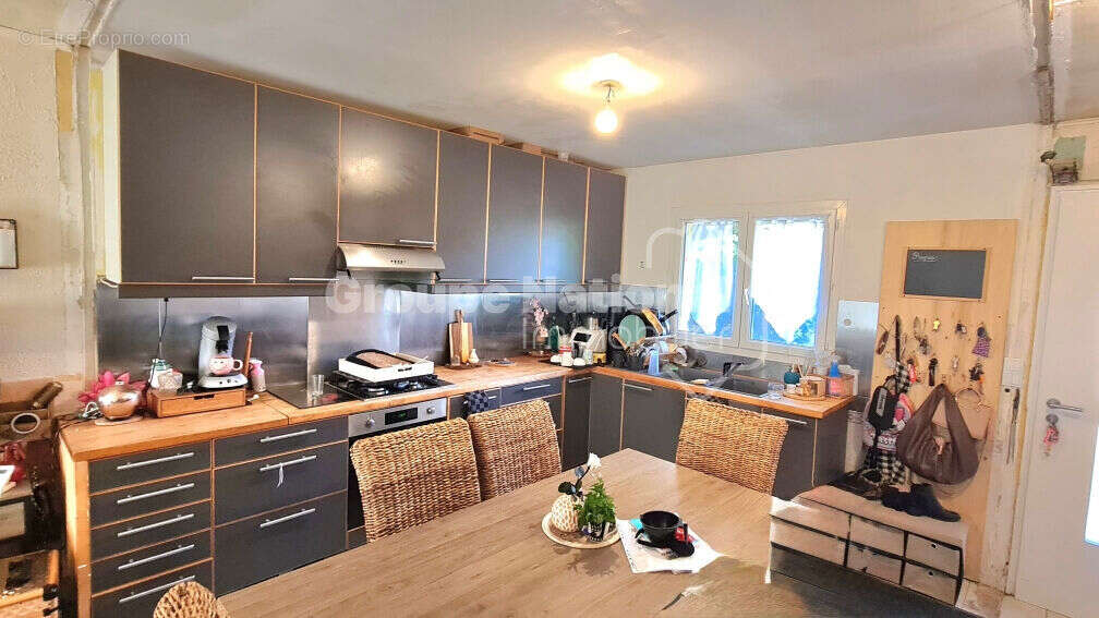 Maison à BELLEGARDE