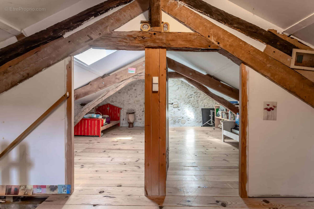 Country property - photo 17