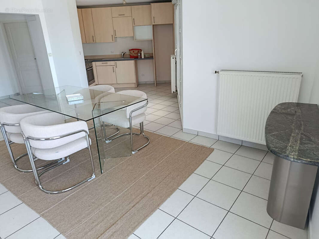 Appartement 100 m² à Annemasse  - photo 7