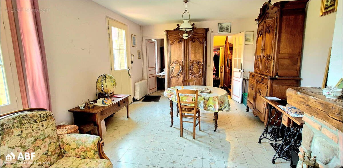 Maison à VARENGEVILLE-SUR-MER