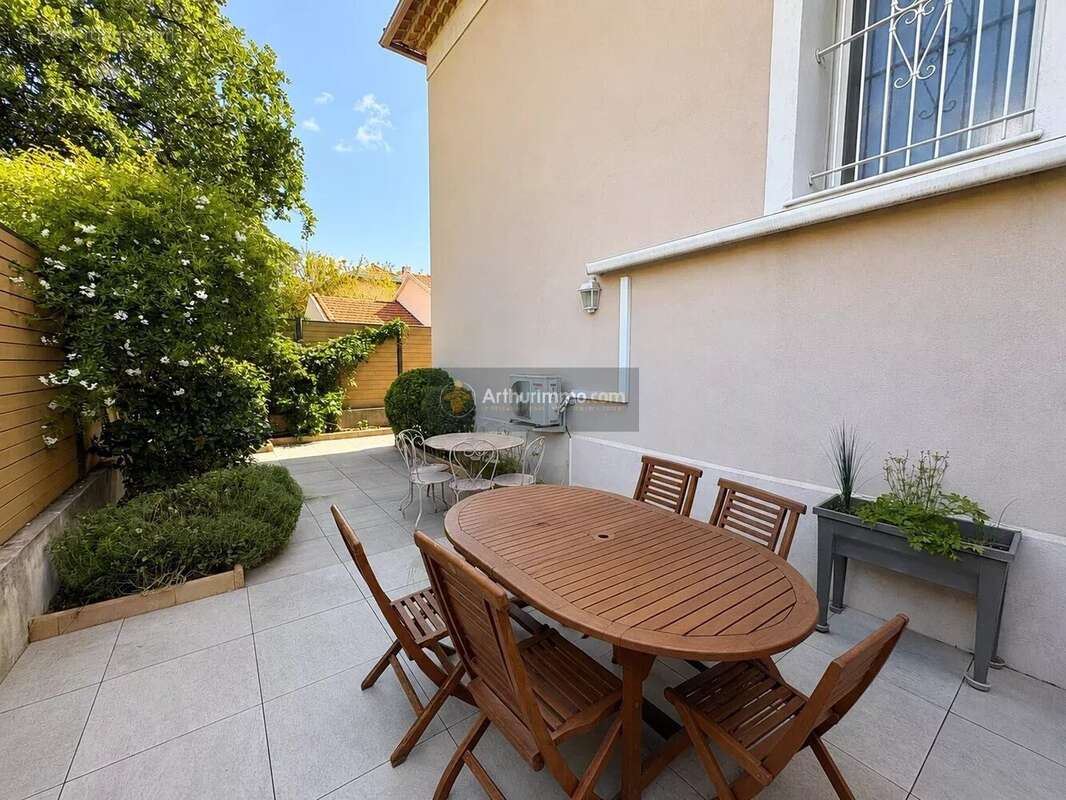 Maison à FREJUS