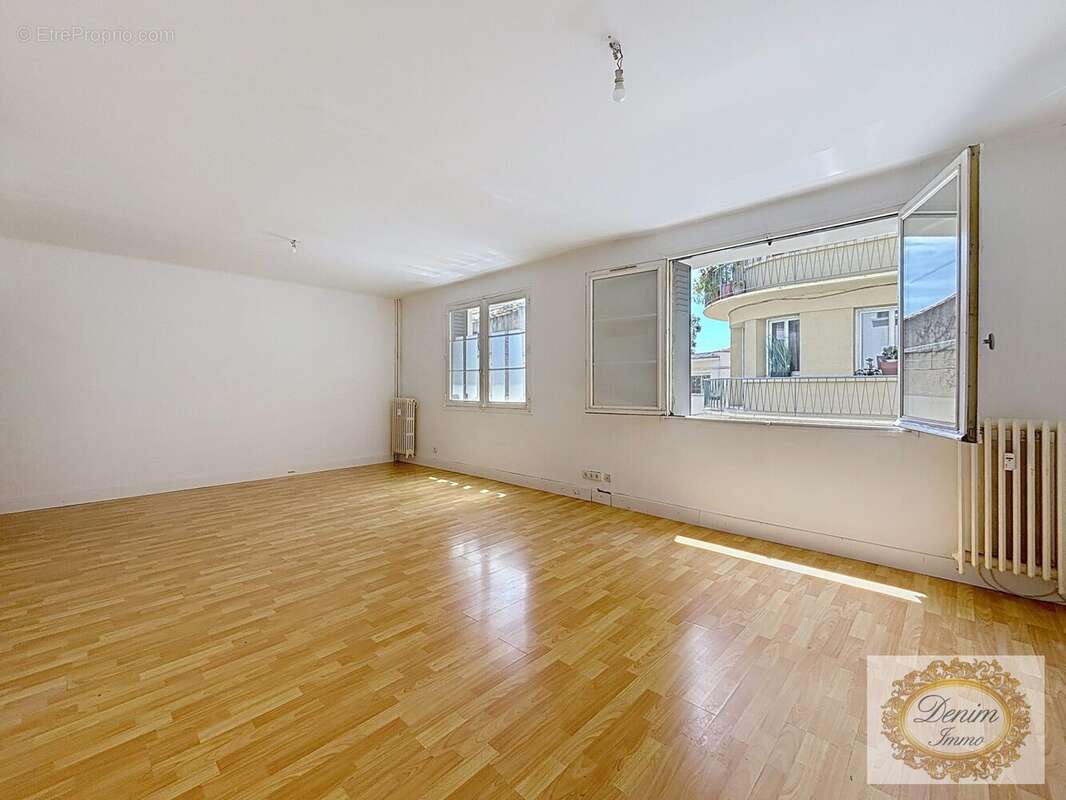 Appartement à NIMES