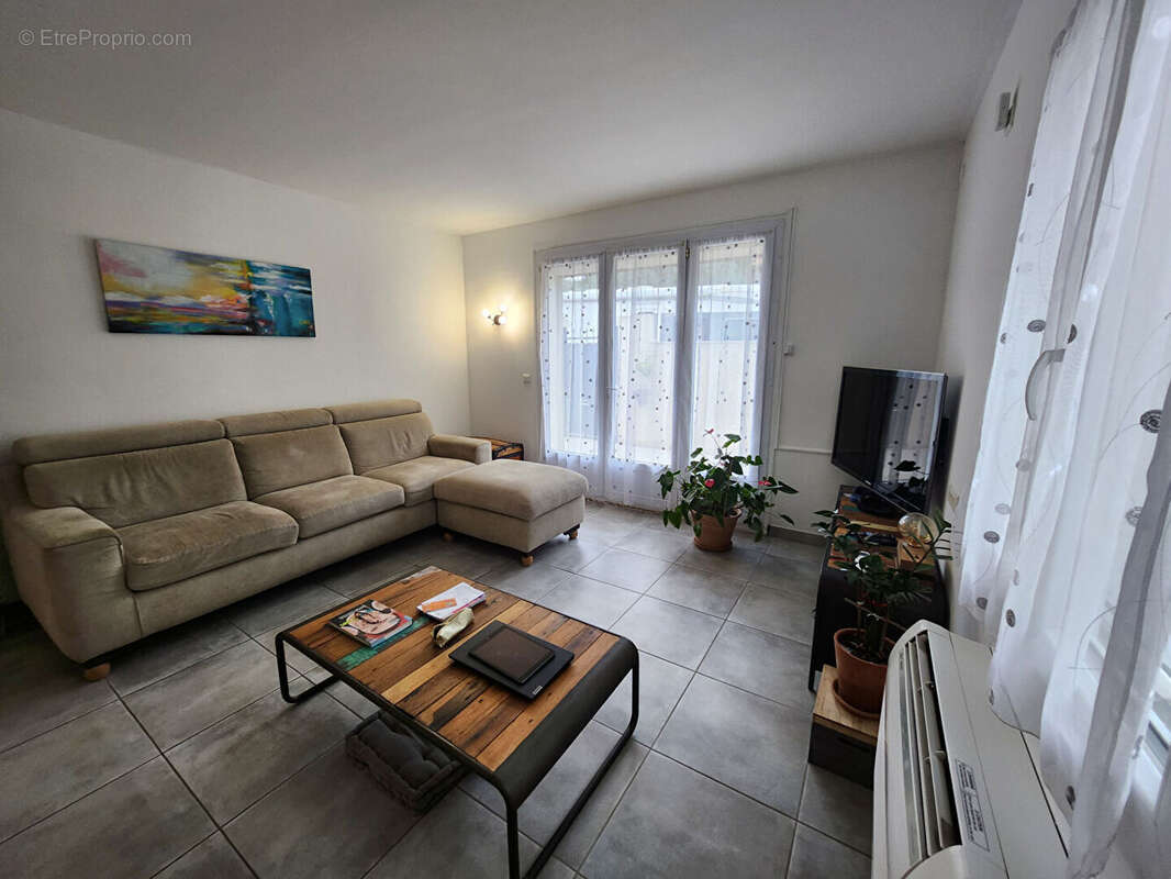 Autre à CHATEAUNEUF-DE-GADAGNE