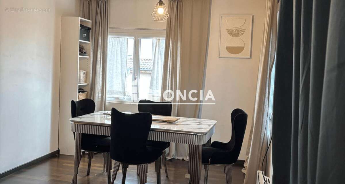 Maison à VILLARD-BONNOT