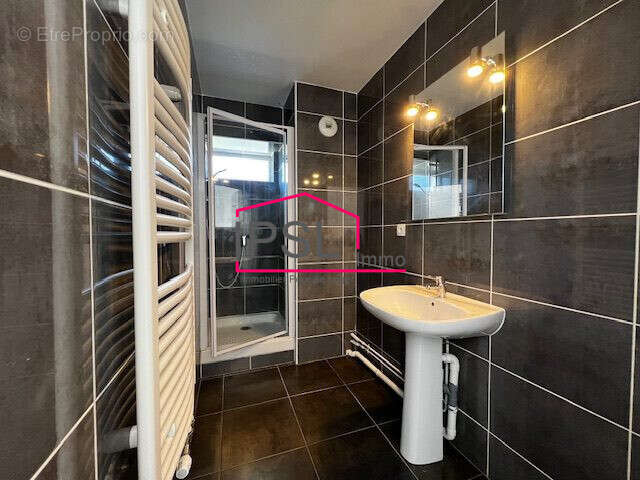 Appartement à CESSON