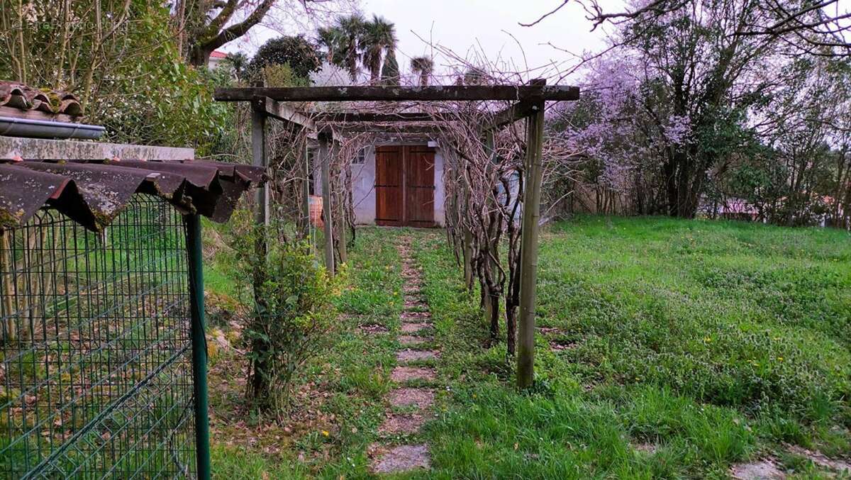 Maison à MAUVEZIN