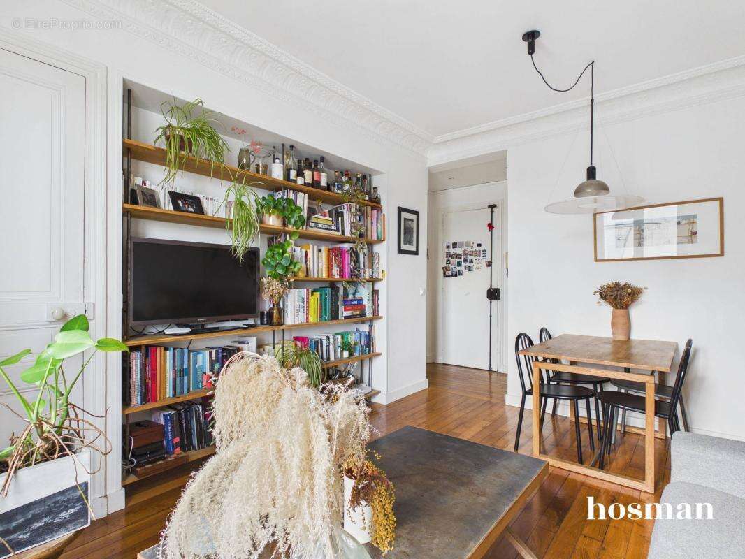 Appartement à PARIS-19E