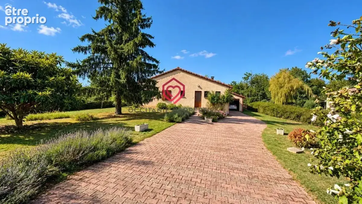 Maison à LE FOSSAT