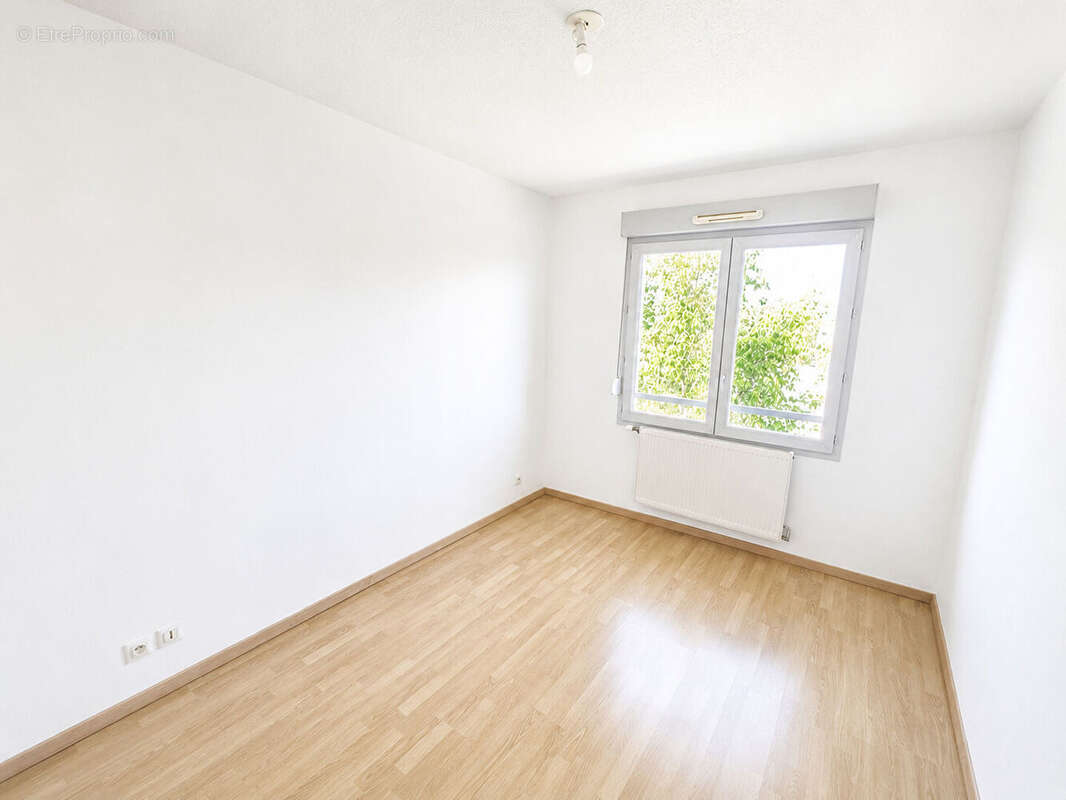 Appartement à ANSE