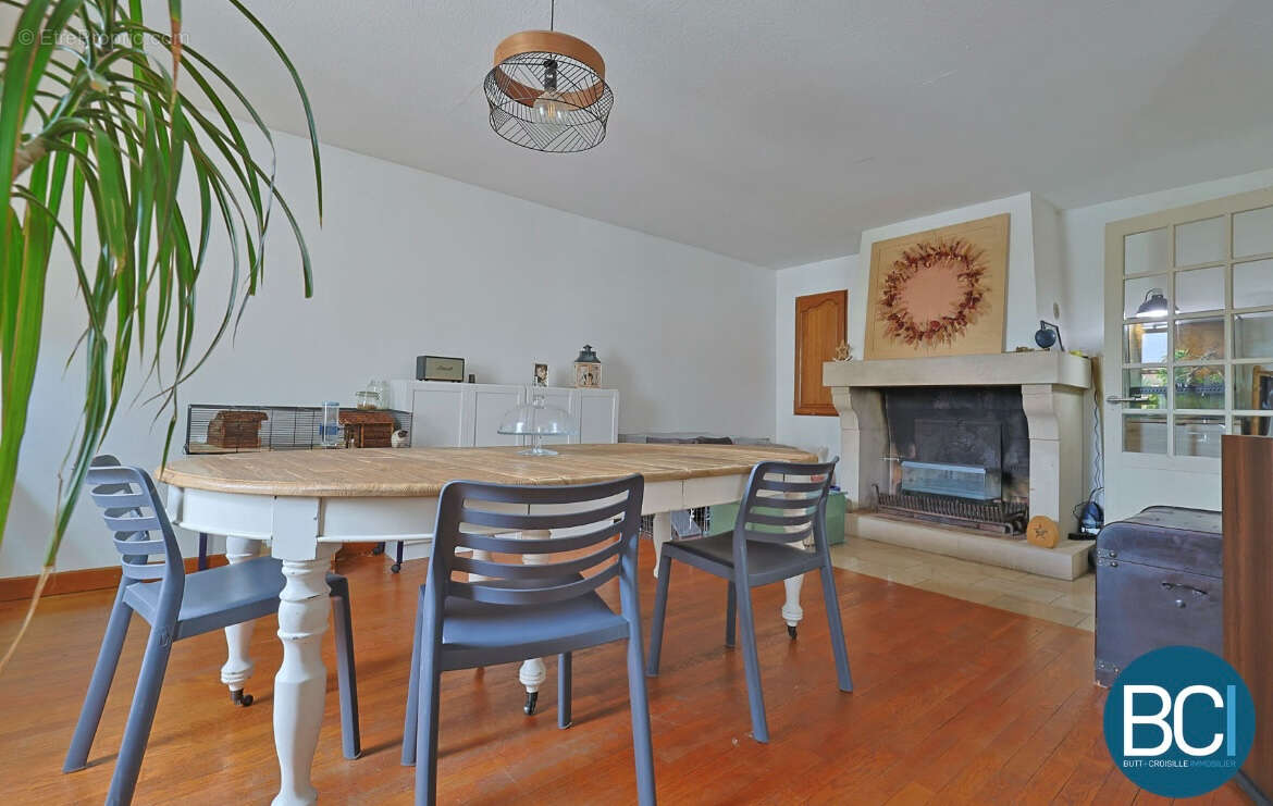 Appartement à ESSEY-LES-NANCY