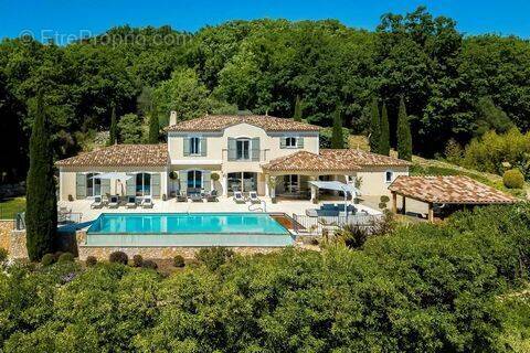 Maison à MONTAUROUX
