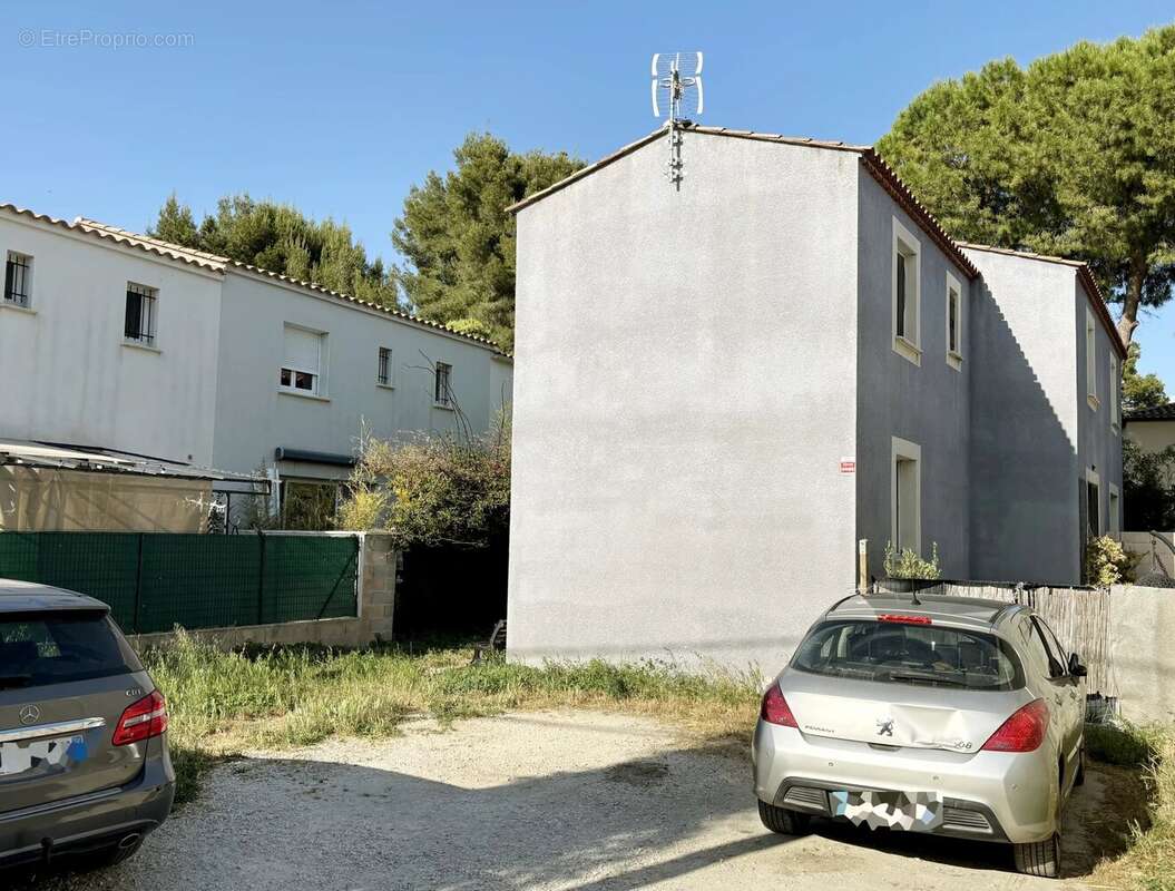 Appartement à ARLES