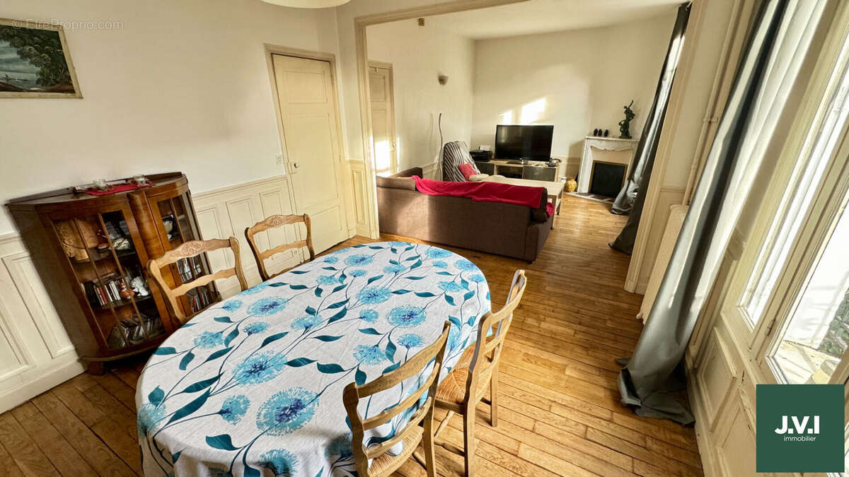 Maison à ENGHIEN-LES-BAINS