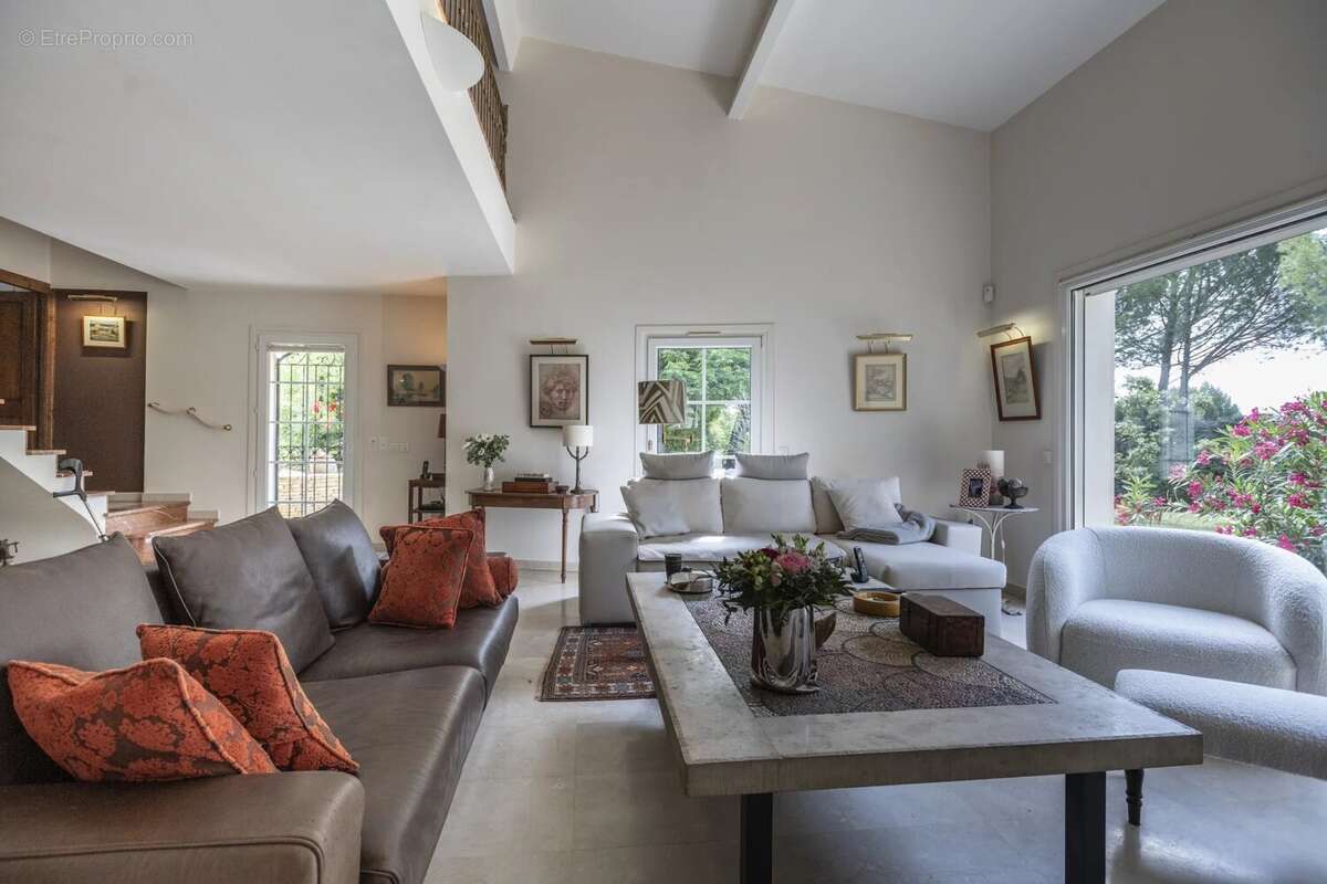 Maison à VAISON-LA-ROMAINE