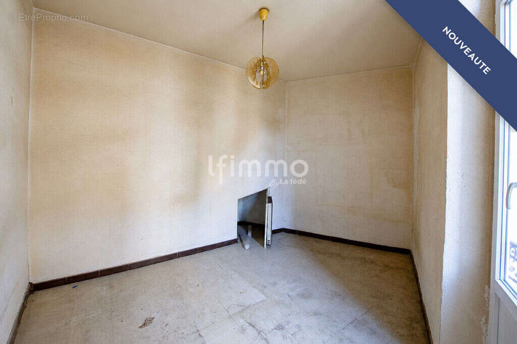 Appartement à MARSEILLE-4E