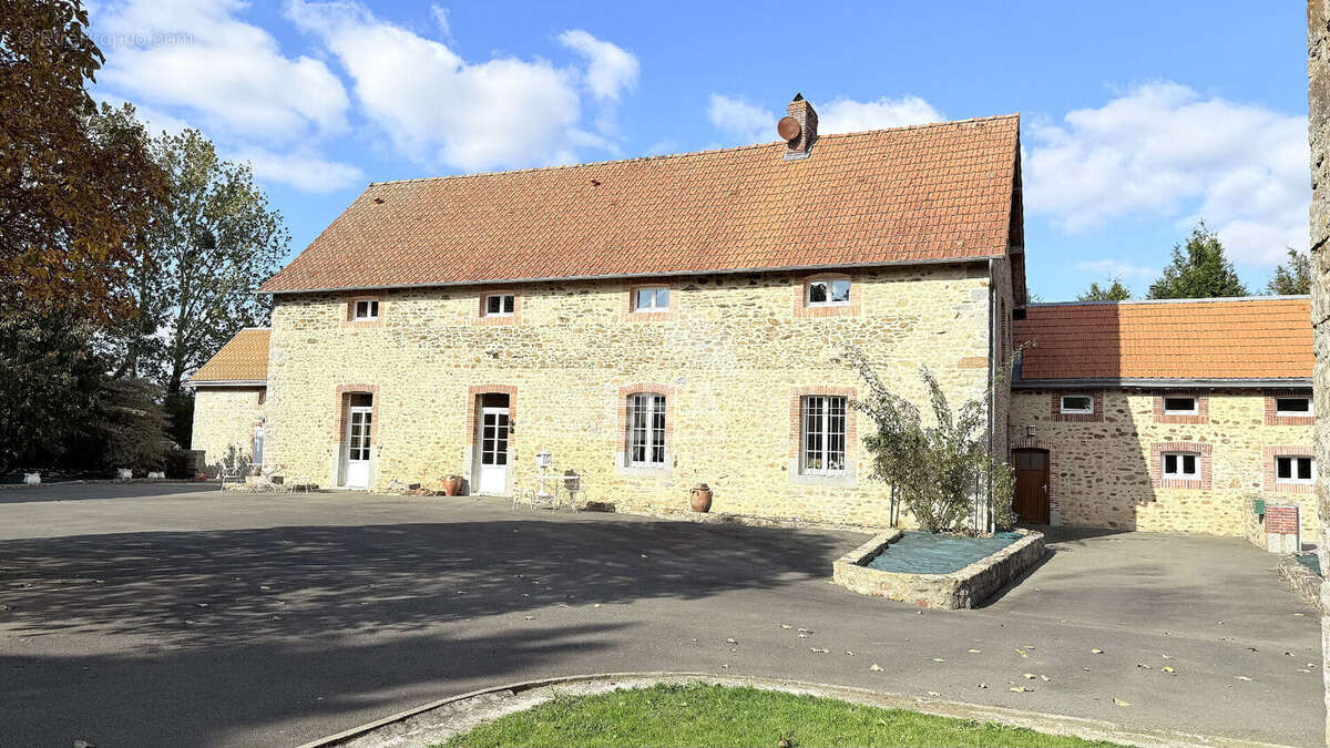 Maison à ANDOUILLE