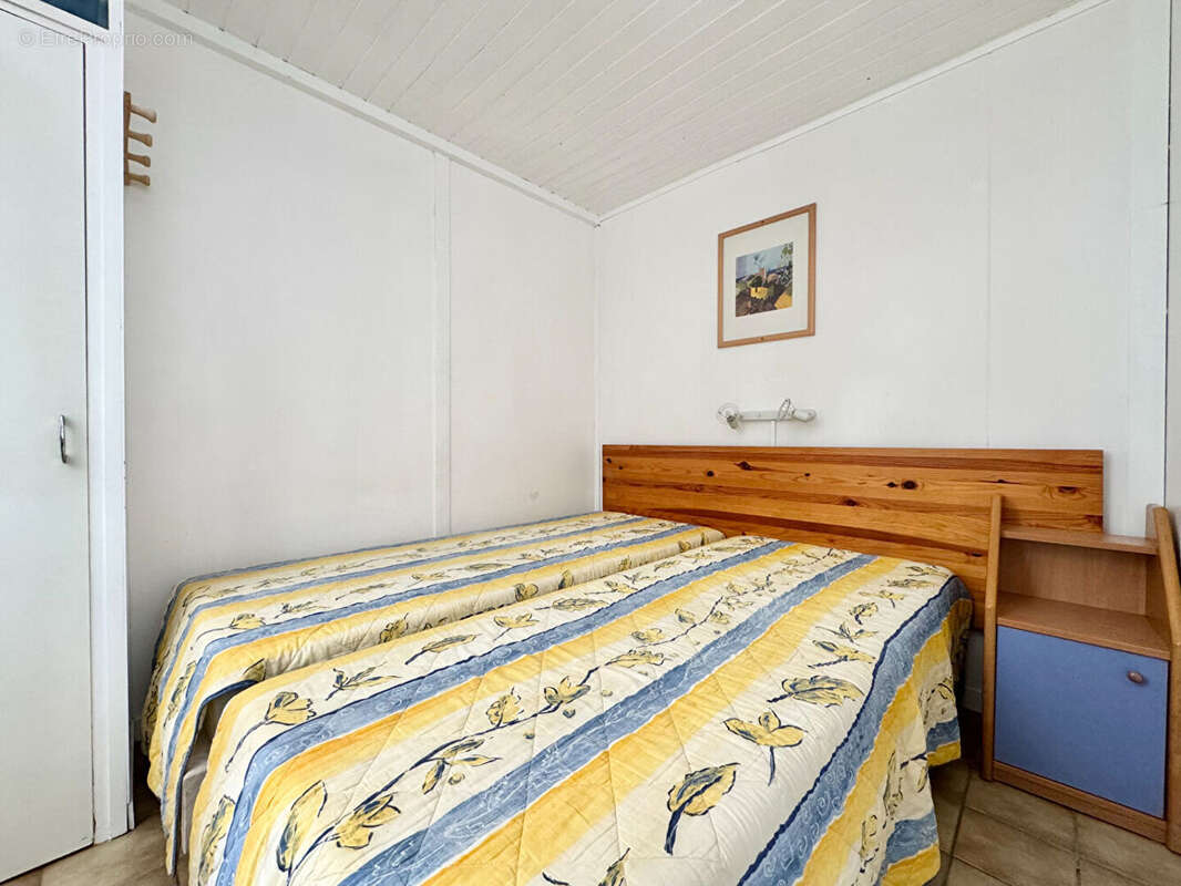 Autre à GUJAN-MESTRAS