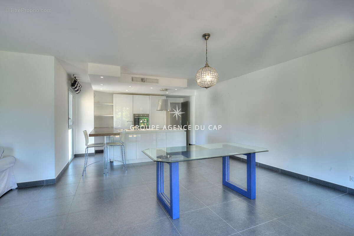 Appartement à SAINT-RAPHAEL