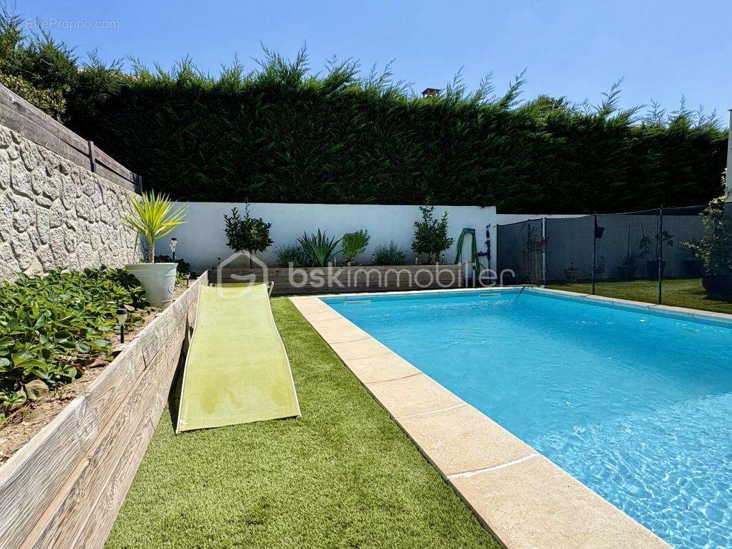 Vue Canigou, piscine & jacuzzi : une villa où tout est déjà prêt - photo 5