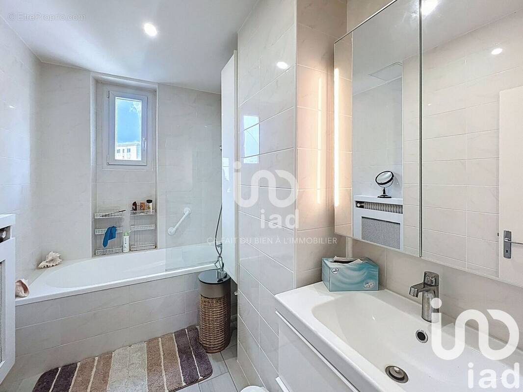 Photo 1 - Appartement à PANTIN