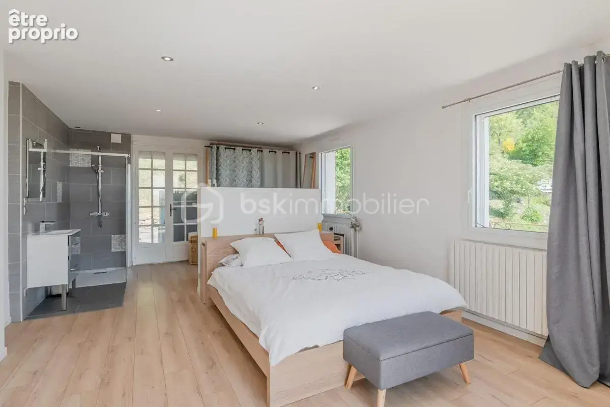 Maison familiale avec vue dégagée, au calme dans un cadre exceptionnel proche commodités - photo 17