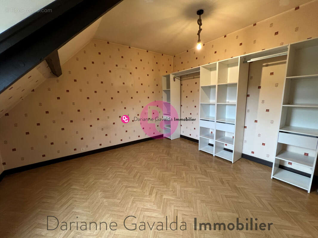 Maison 130 m² à Cransac  - photo 8