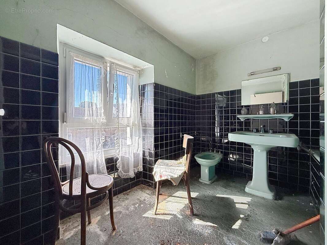 Maison à CHALONVILLARS